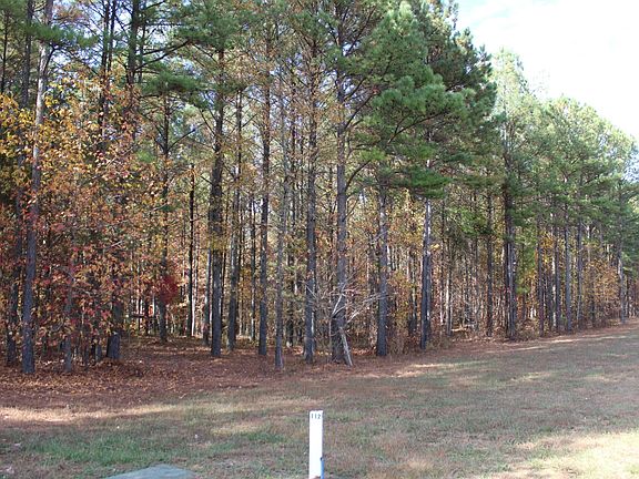 3rd image of 465 Compass Dr