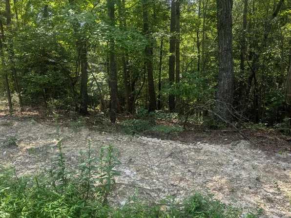 999 Natchez Trce #8, Fuquay Varina, NC 27526