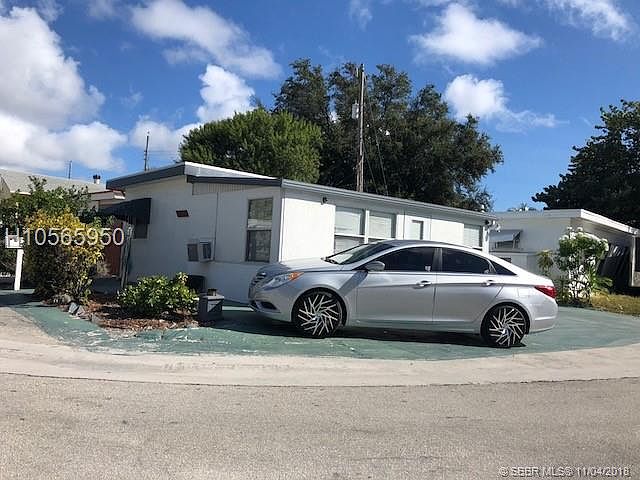 2nd image of 13531 NE 20th Ave