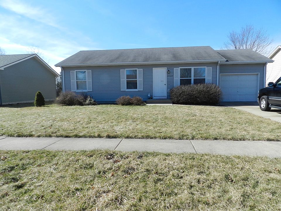 Front of house & garage