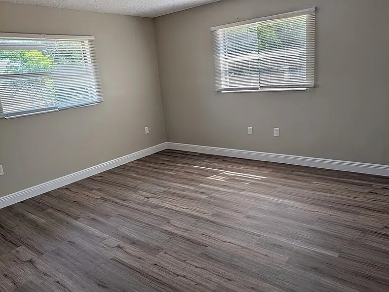 192 Hillcrest Dr — Photo 8