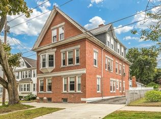 45 Broad St APT 4, Salem, MA 01970