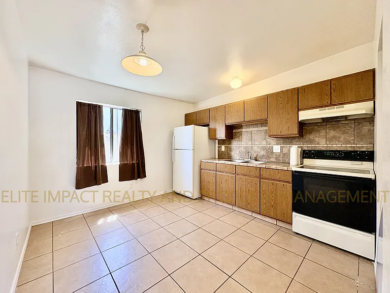 1312 W Yavapai St #7 — Photo 5