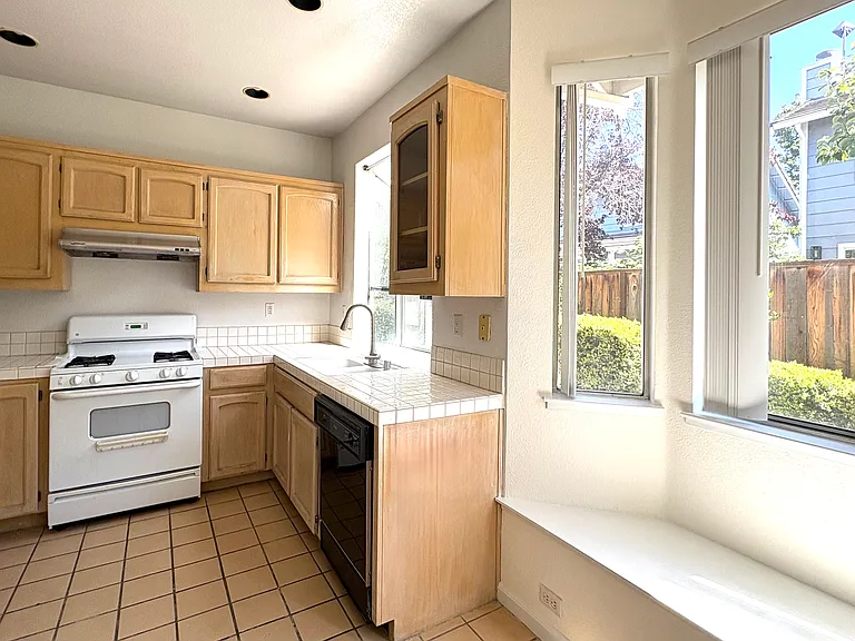 Bright Kitchen with Ample Counter Space