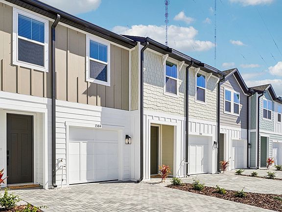 Townhome building front exterior