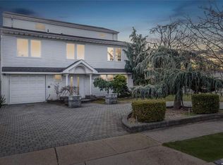 2784 Rita Ct, Bellmore, NY 11710