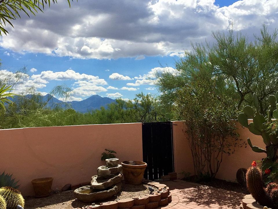2nd image of 565 S Paseo La Ruida Cir
