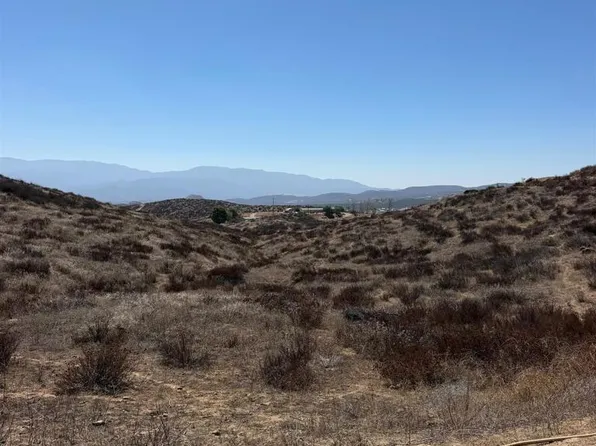 38497 Trifone Rd, Hemet, CA 92544