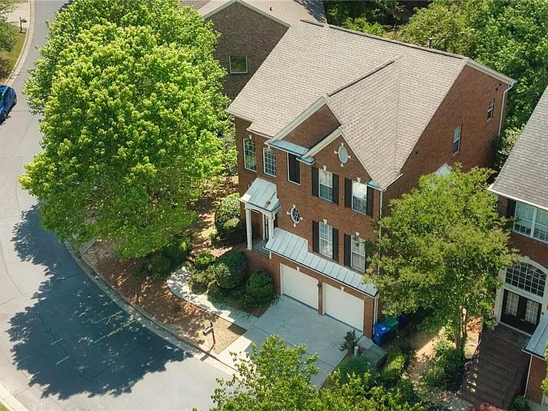2024 Wrights Mill Cir NE — Photo 2