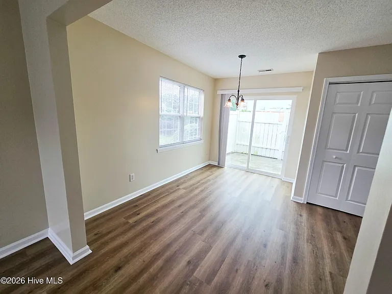 14 Pirates Cove Dr — Photo 5