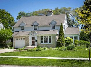 146 Kensington Dr, Madison, WI 53704