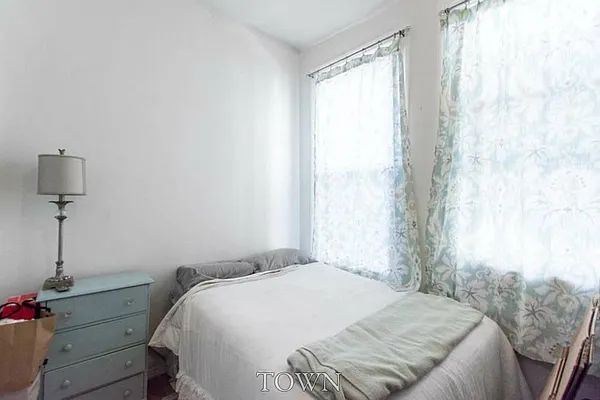 Rented by Town Residential | media 11