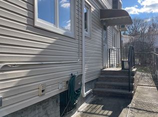 38 Roanoke St, Staten Island, NY 10314