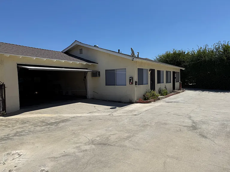 S Almansor St — Photo 2
