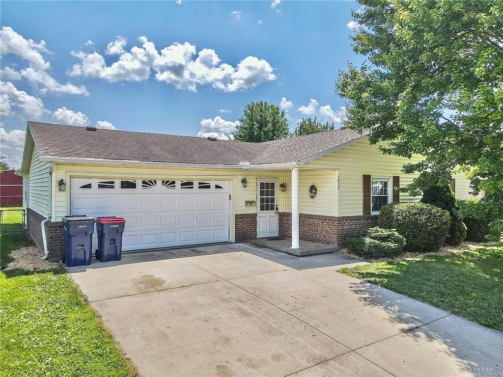 1823 Britton Dr photo 1