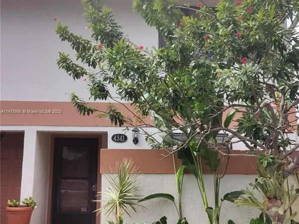 4341 SW 70th Ter #434, Fort Lauderdale, FL 33314