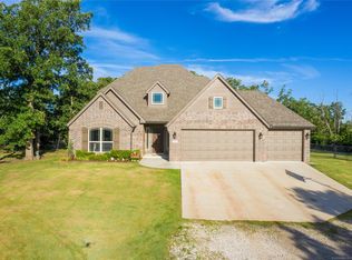 2901 Woodland Rd, Mannford, OK 74044