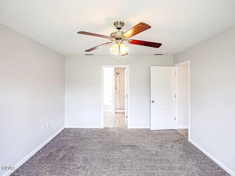 7154 Riverbrooke St — Photo 33