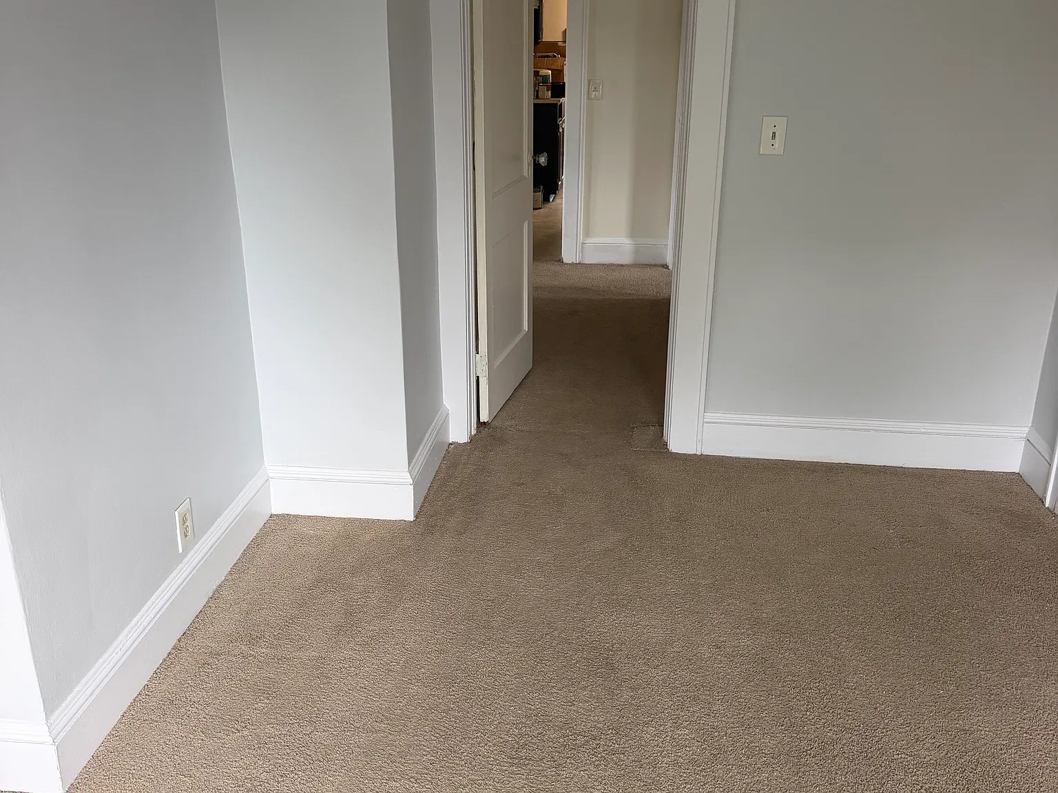 2 bed, $1,200 — Photo 4
