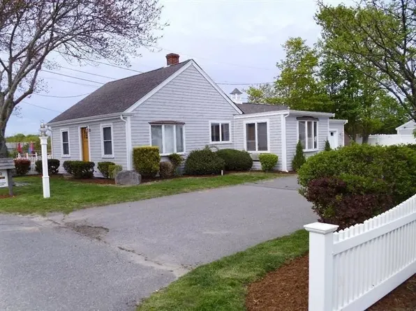 179 Teaticket Hwy, East Falmouth, MA 02536