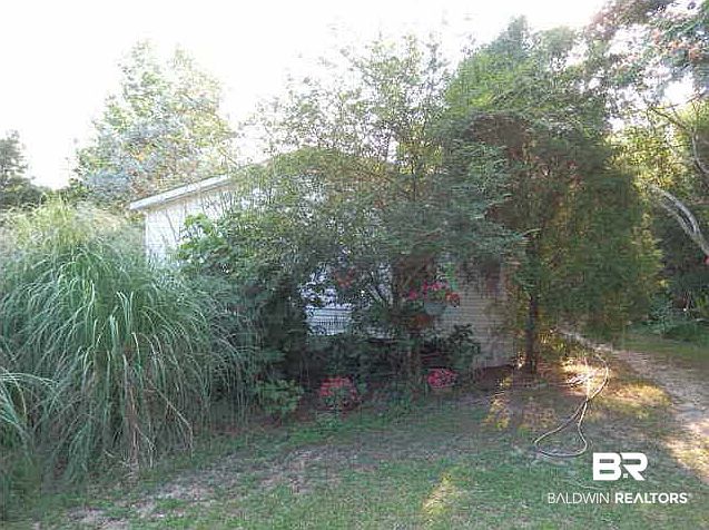 1st image of 15285 Deer Run Dr N