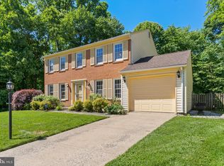 8404 Finlay Ct, Springfield, VA 22153