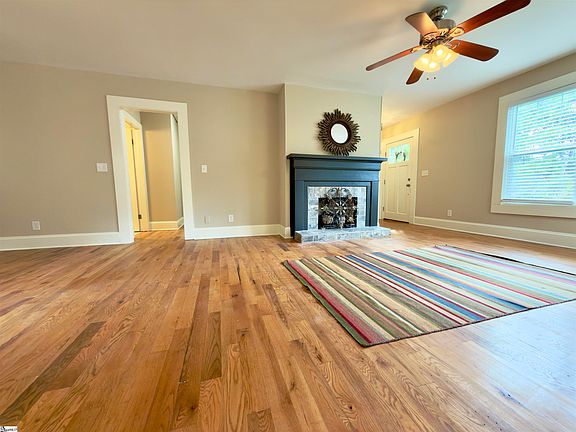 4th image of 309 Briarcliff Dr