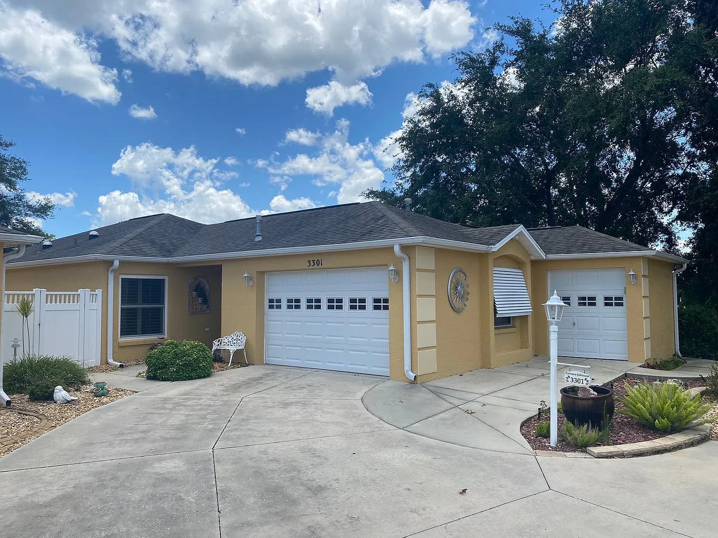 Beautiful Over Sized Turnkey Seasonal 2 Bed 2 Bath Rental On Golf Course In Polo Ridge — Photo 1