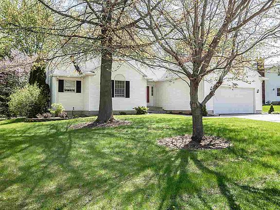 2nd image of 870 Oriole Ct