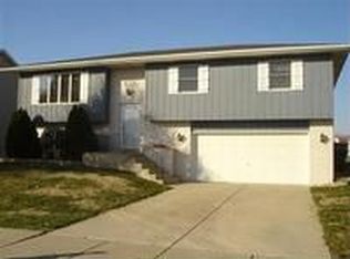 1544 W 99th Pl, Crown Point, IN 46307