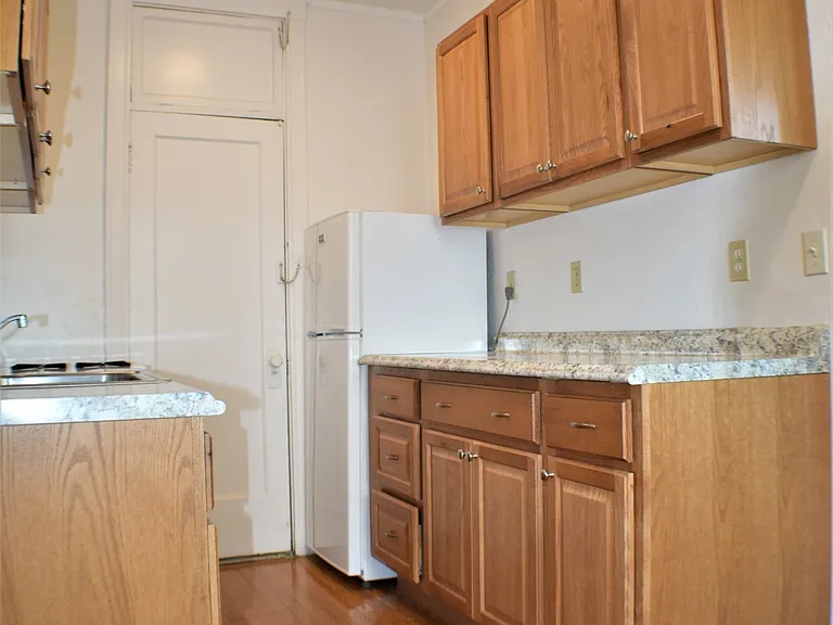 125 Peterborough St #34 — Photo 9