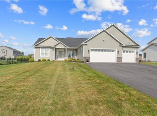 5003 Johanna Dr, Clay, NY 13041