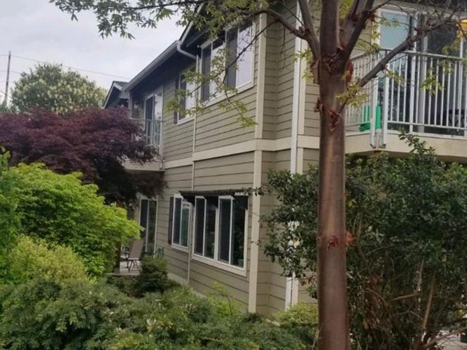 1st image of 1605 10th St #7