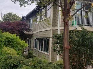 1605 10th St #7, Pt Townsend, WA 98368