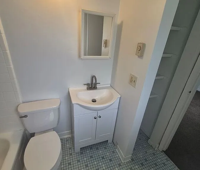 918 Highland Ave #9 — Photo 7