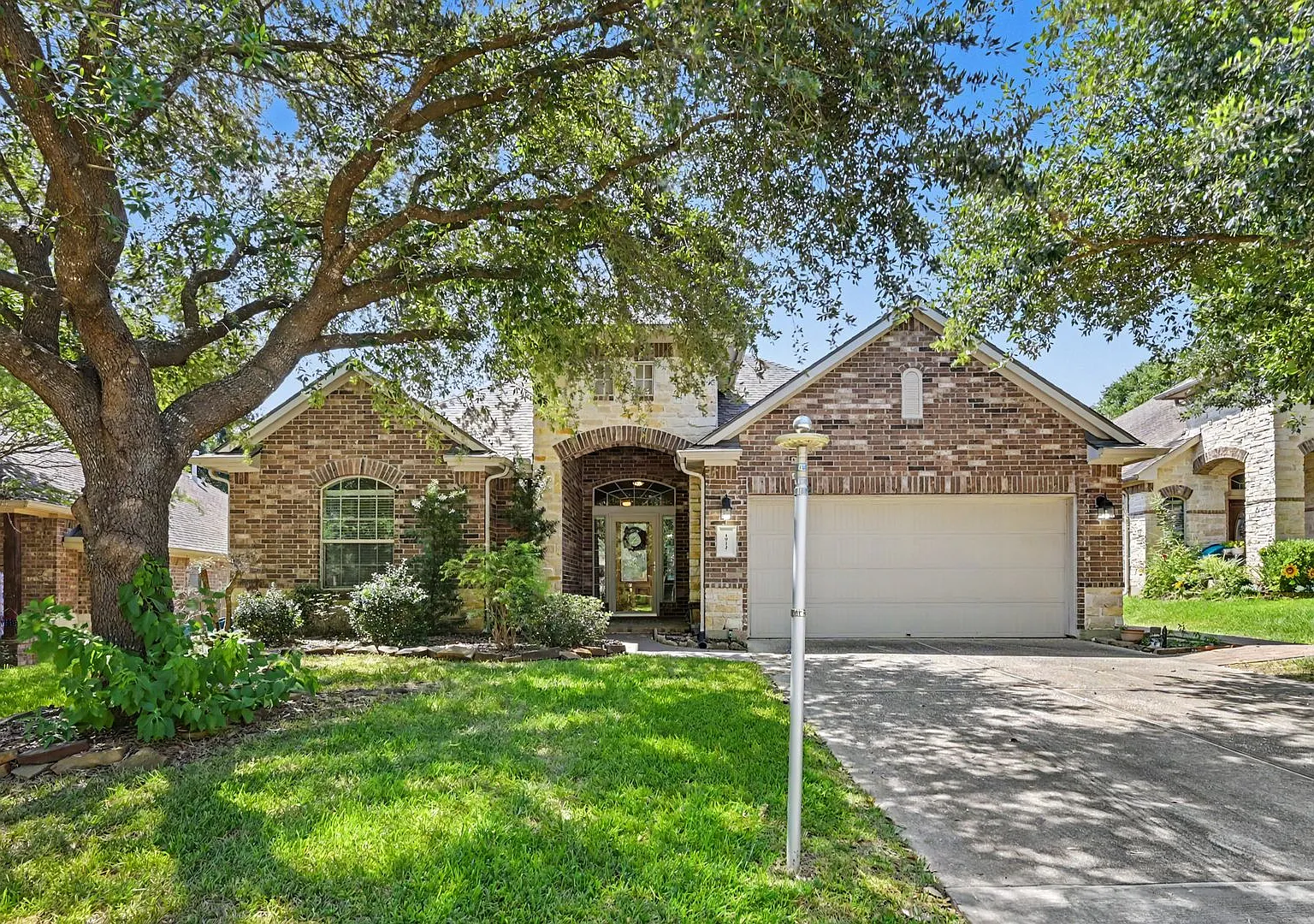 Great home in sought after location — Photo 1