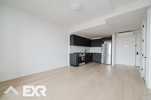 875 4th Ave #423 Photo 1