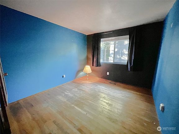 4th image of 13719 115th Avenue NE