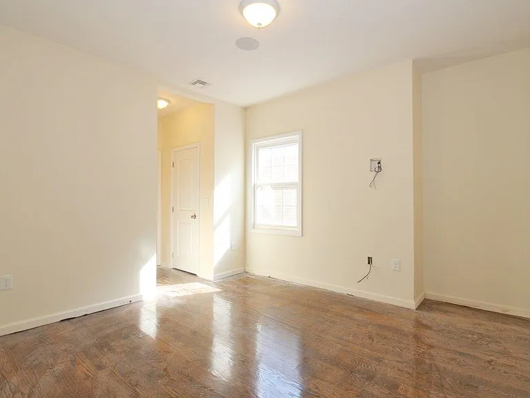 8516 5th Ave #2 — Photo 6