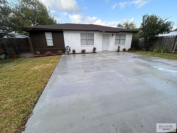 2nd image of 2430 Russell Dr
