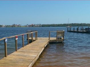 618 Lakeside Harbour, Boynton Beach, FL 33435
