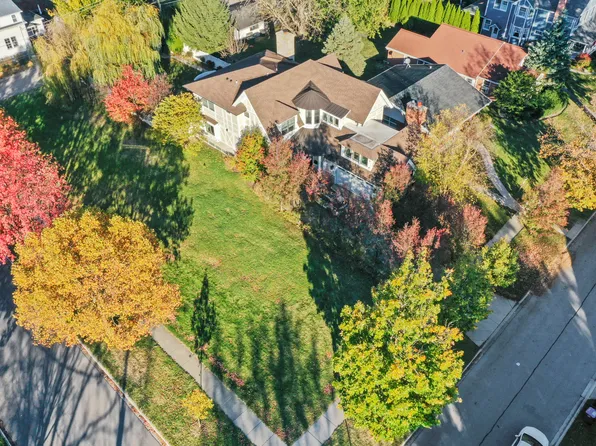801 Harvard St, Wilmette, IL 60091