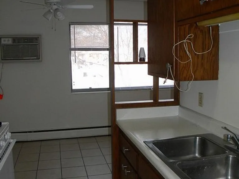 1838 Hayes St NE — Photo 22