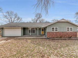 209 E 110th St, Kansas City, MO 64114