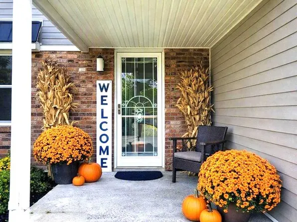 220 N Trooper Rd, Norristown, PA 19403