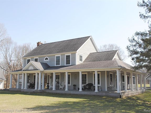 2nd image of 4450 Golf Club Rd