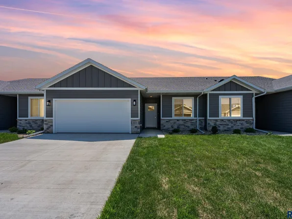 6611 W Gresford Pl, Sioux Falls, SD 57106