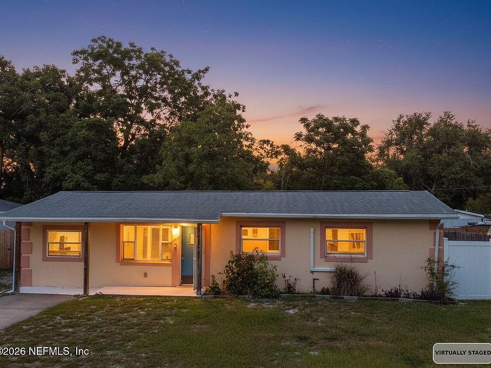 1st image of 880 EMERALD Drive