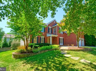 10875 Hunter Gate Way, Reston, VA 20194