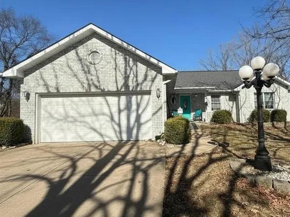 4361 E Swaller Rd, Imperial, MO 63052